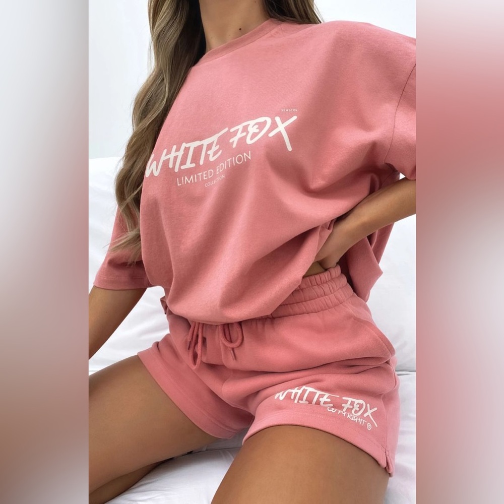 White Fox Boutique Berry S/M Loungewear Set